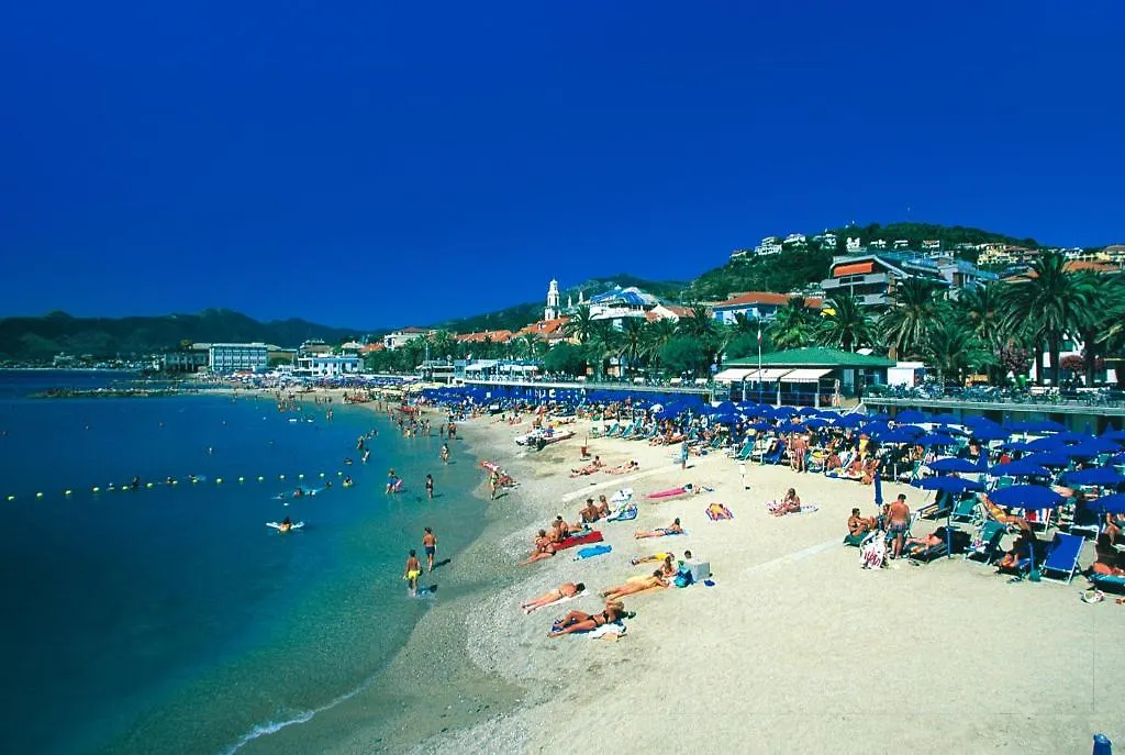 Aparthotel Residence Bellevue Apartments Pietra Ligure